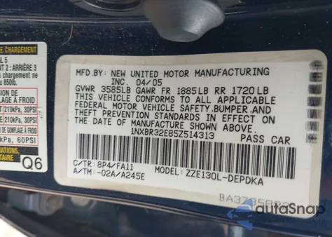 2005 Toyota Corolla Ce z USA, uszkodzony, nr VIN 1NXBR32E85Z514313